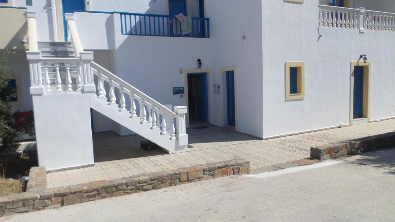 Aeriko Hotel Apartments Agia Marina  エクステリア 写真