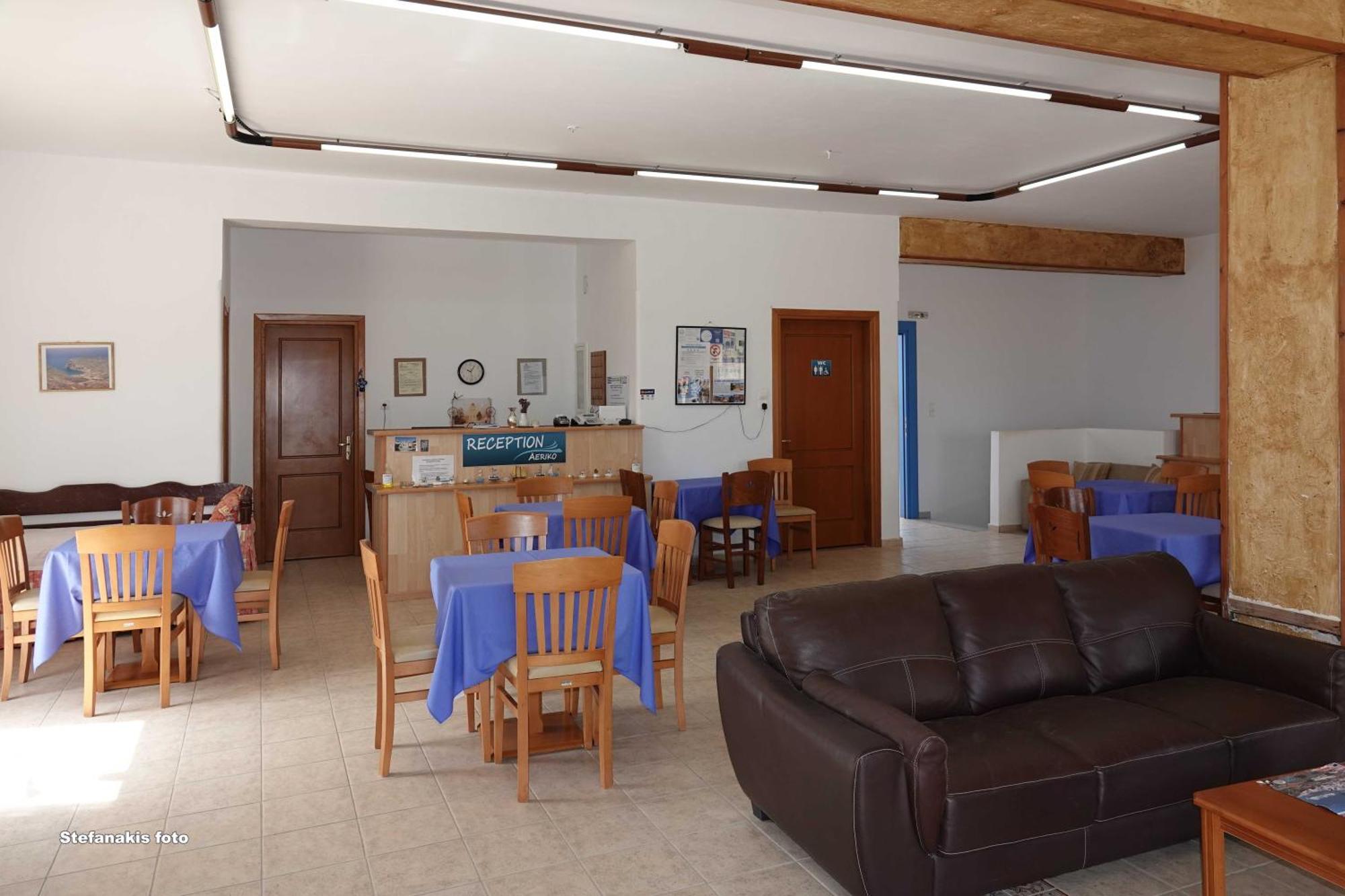 Aeriko Hotel Apartments Agia Marina  エクステリア 写真