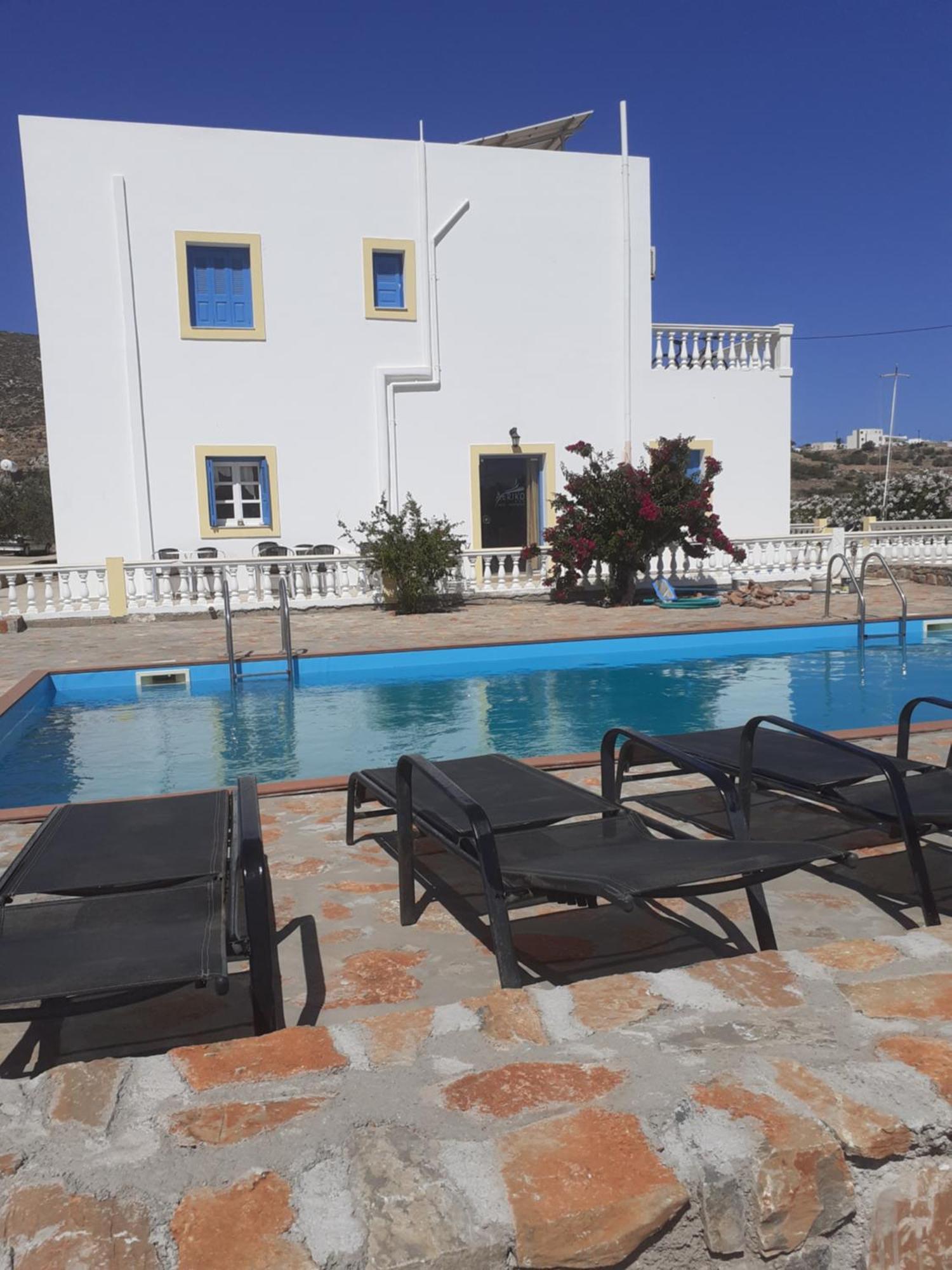 Aeriko Hotel Apartments Agia Marina  エクステリア 写真