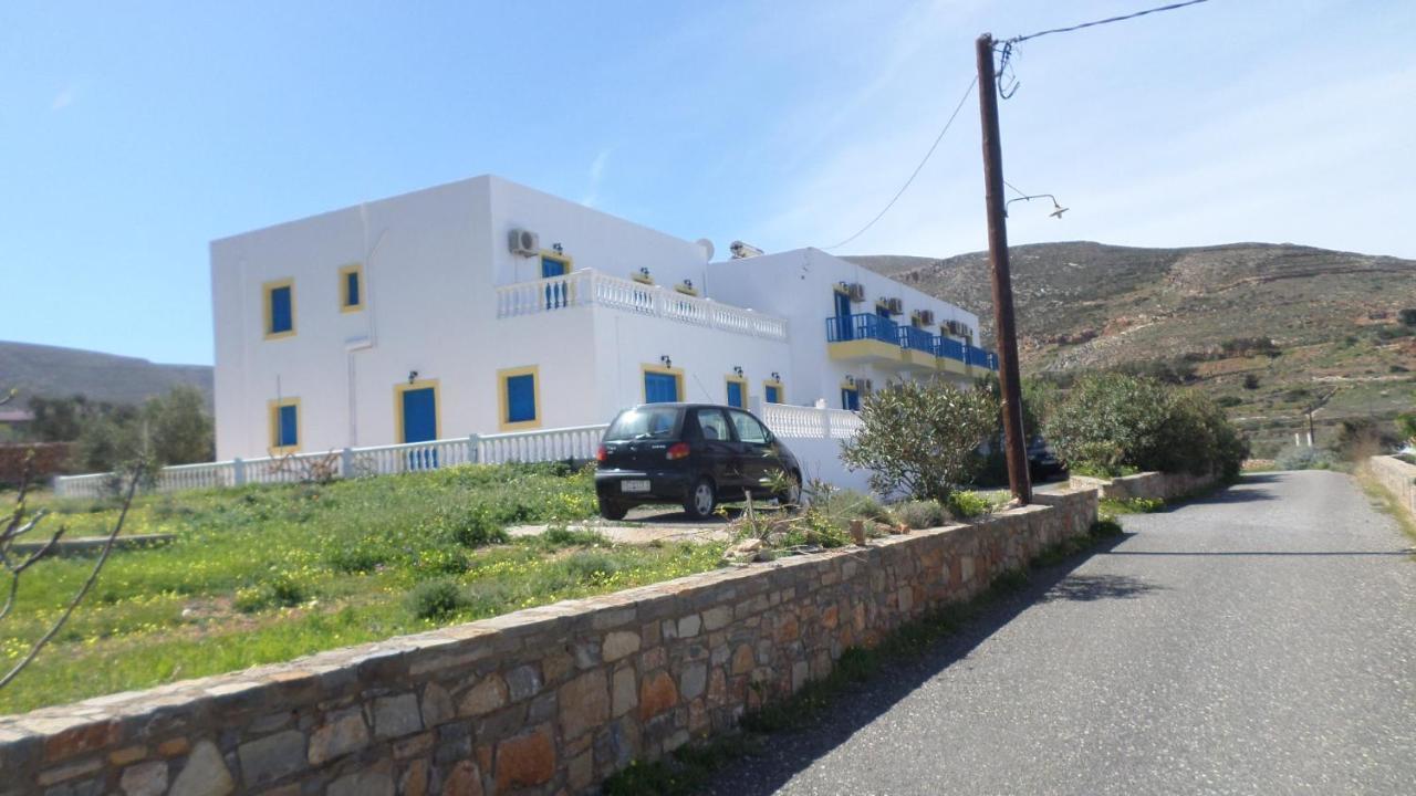 Aeriko Hotel Apartments Agia Marina  エクステリア 写真