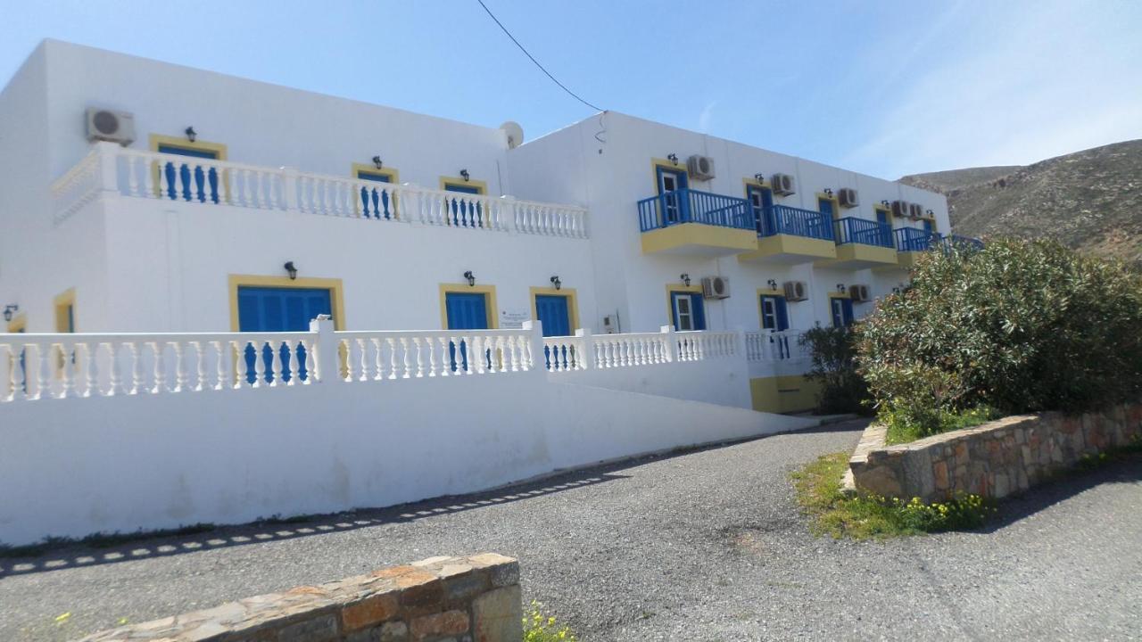 Aeriko Hotel Apartments Agia Marina  エクステリア 写真