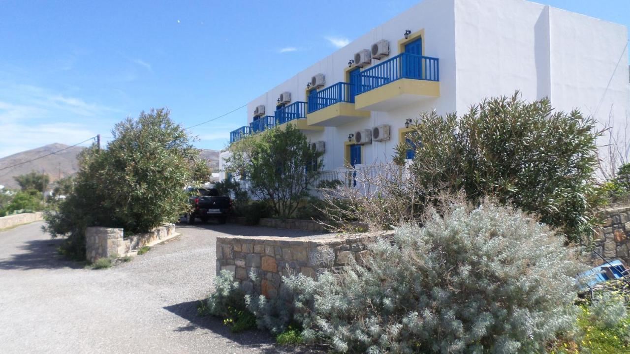 Aeriko Hotel Apartments Agia Marina  エクステリア 写真