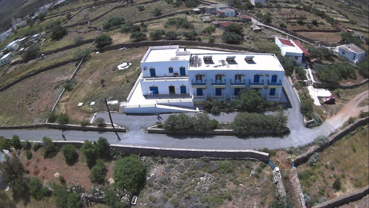 Aeriko Hotel Apartments Agia Marina  エクステリア 写真